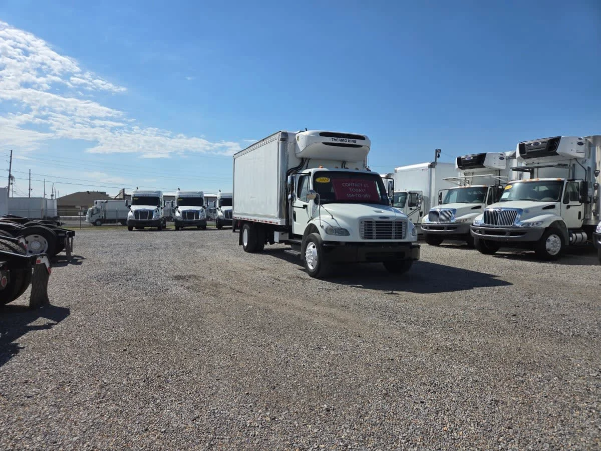 2019 Freightliner M2 106 in St. Rose, LA — photo 3