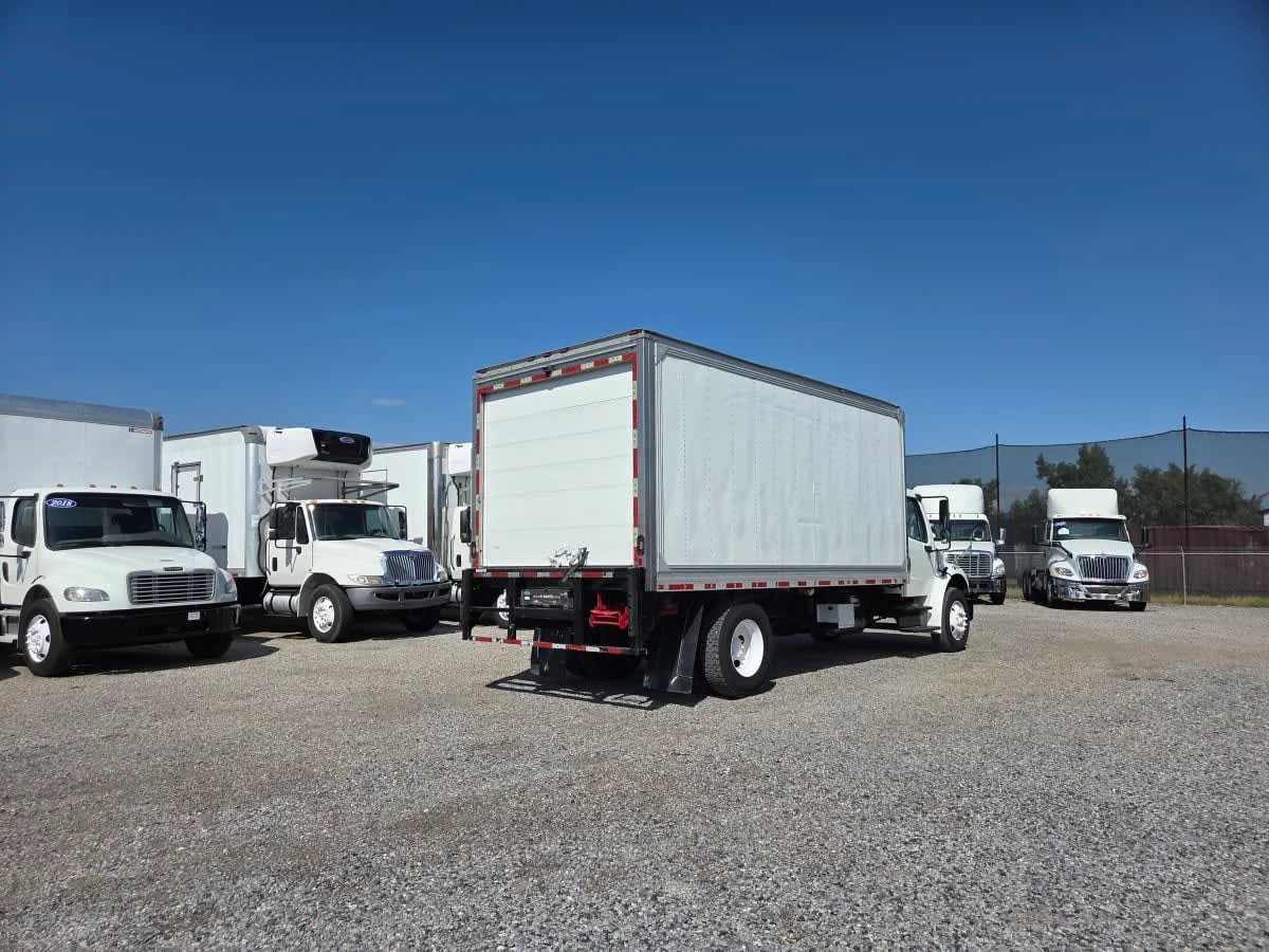 2019 Freightliner M2 106 in St. Rose, LA — photo 4