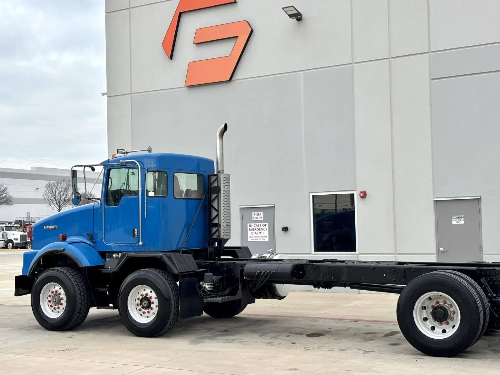 2005 Kenworth T800 in Hutchins, TX — photo 8