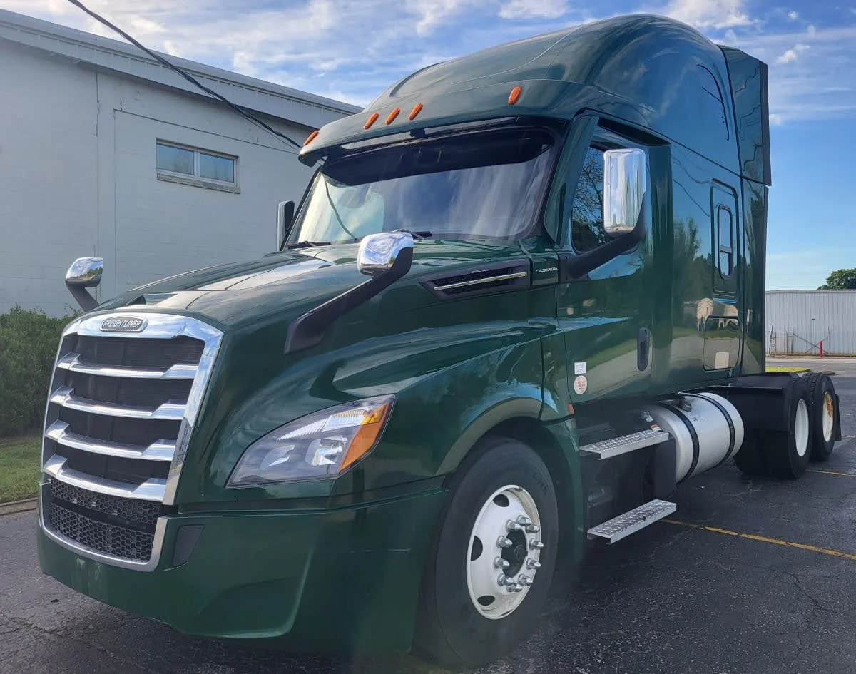 2020 Freightliner Cascadia in Jacksonville, FL