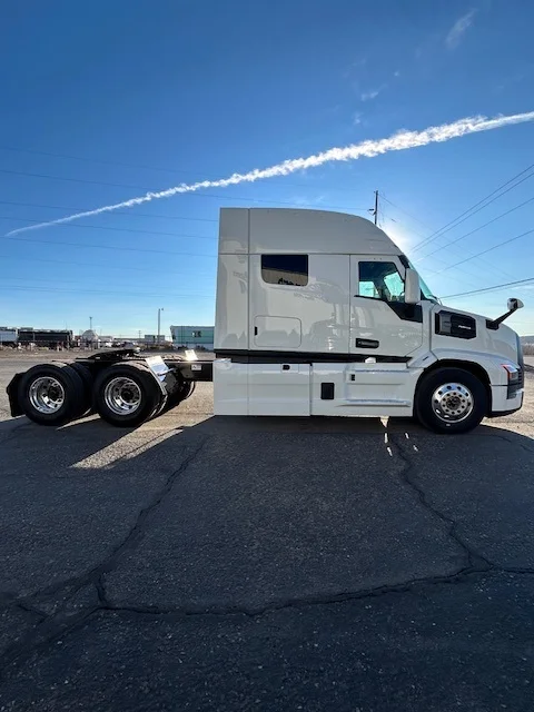 2026 Mack Pinnacle in Farmington, NM — photo 4