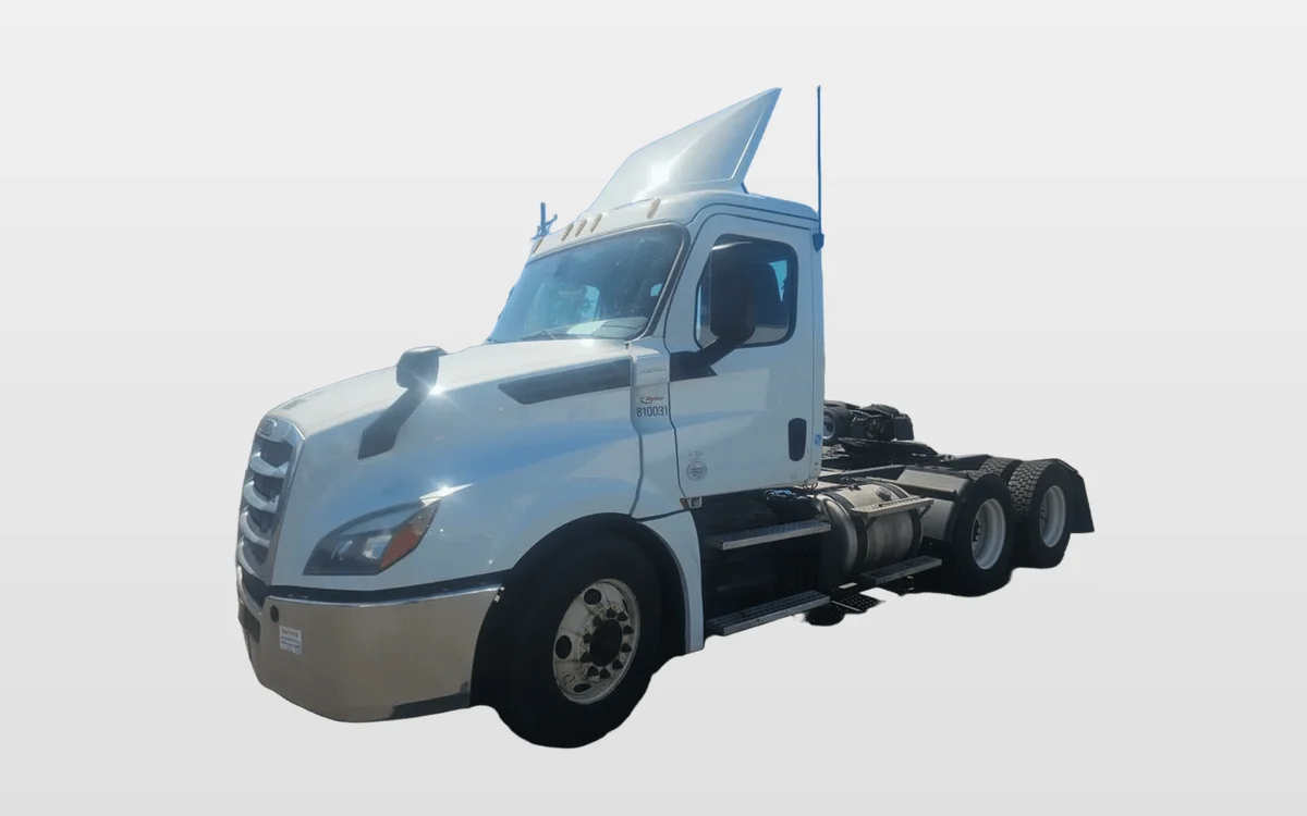 2019 Freightliner - image 1