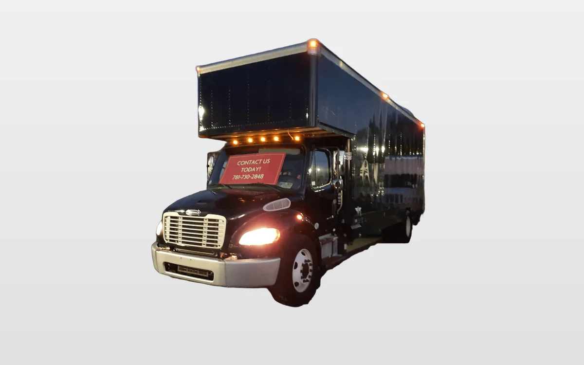 2019 Freightliner M2 106 - image 1