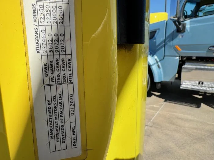 2021 Peterbilt 579 - image 26