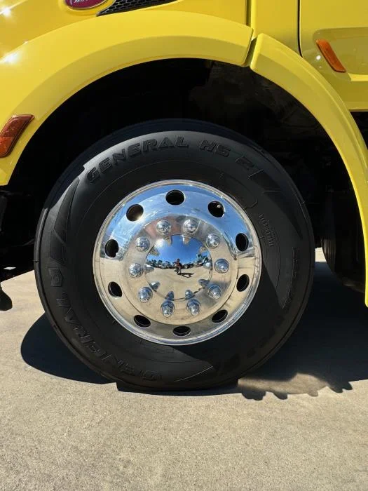 2021 Peterbilt 579 - image 10