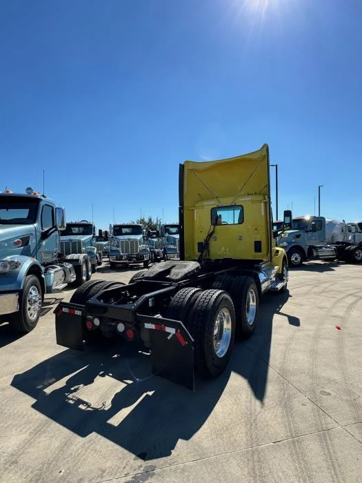 2021 Peterbilt 579 - image 14