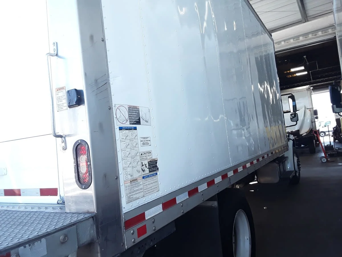 2018 Freightliner M2 106 in Montebello, CA — photo 12