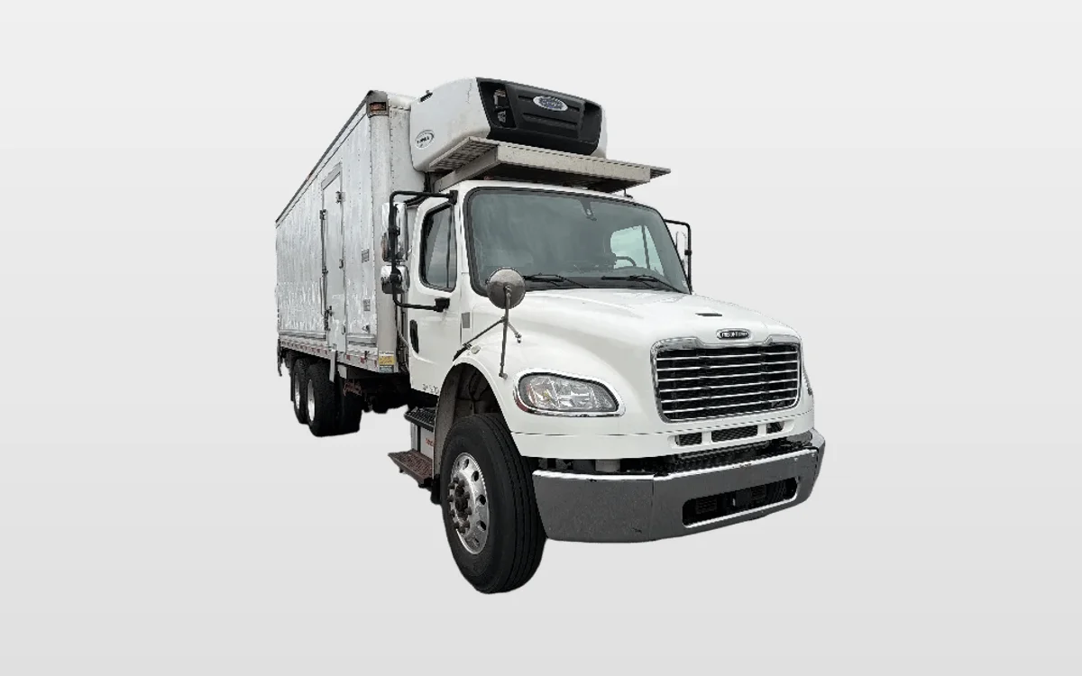 2019 Freightliner M2 106 - image 1