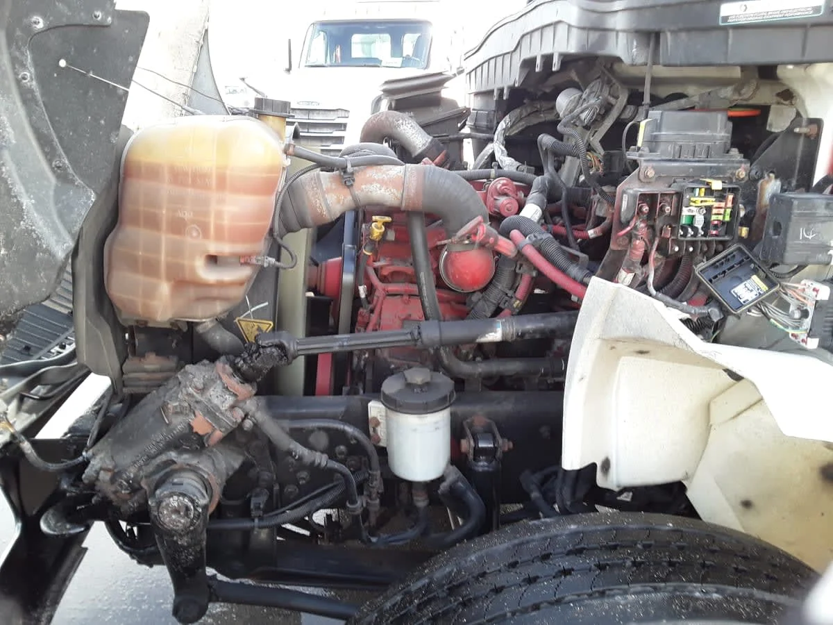 2019 International 4300 in Salisbury, MA — photo 10