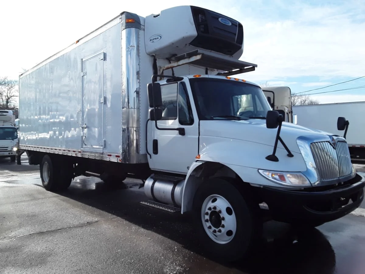 2019 International 4300 in Salisbury, MA — photo 3