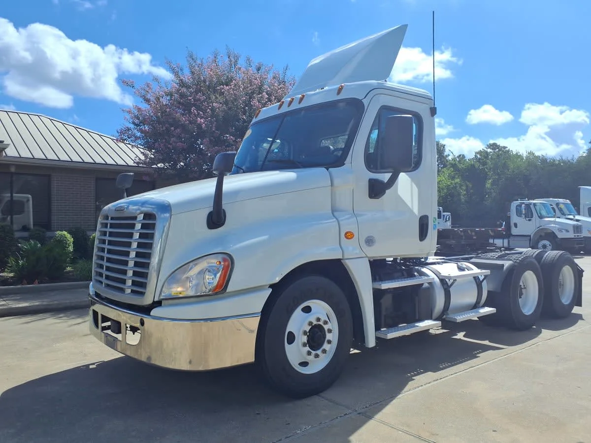 2019 Freightliner Cascadia in Houston, TX