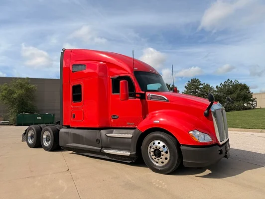 2022 Kenworth T680