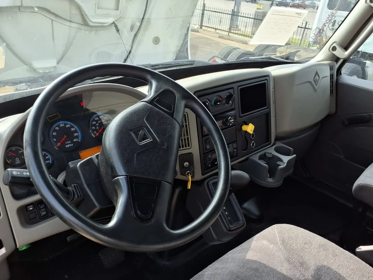 2019 International 4300 in Oklahoma City, OK — photo 8