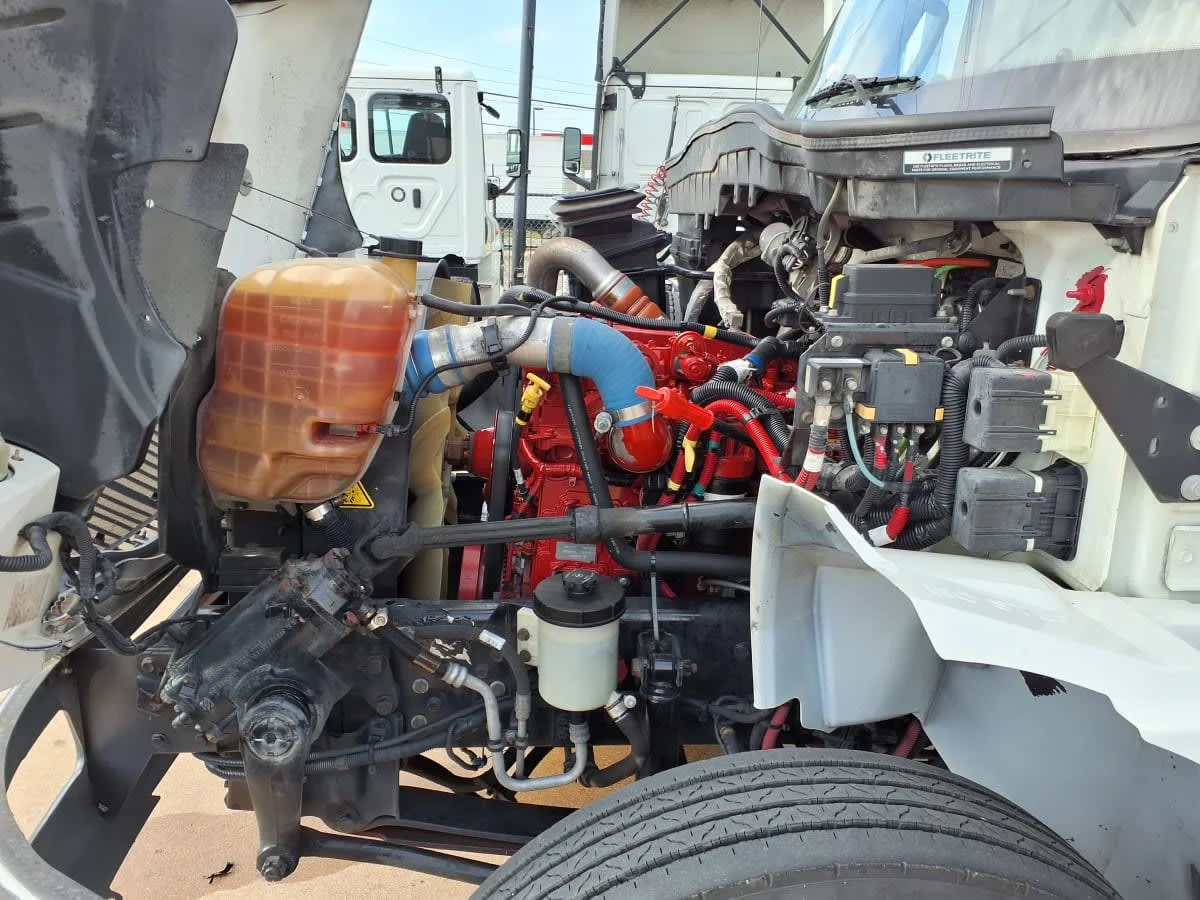 2019 International 4300 in Oklahoma City, OK — photo 10