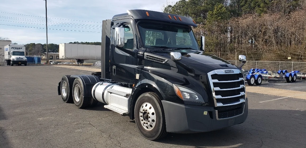 2020 Freightliner Cascadia in Little Rock, AR