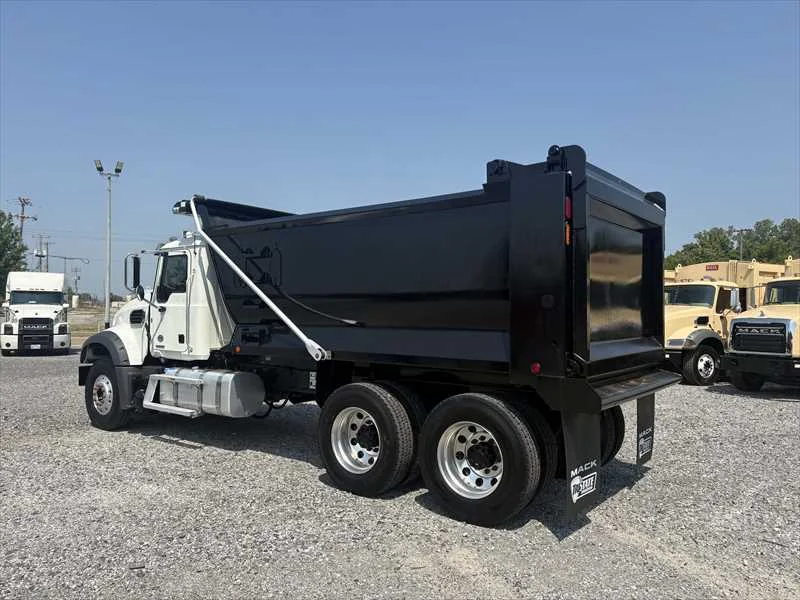 2025 Mack Granite in Memphis, TN — photo 3