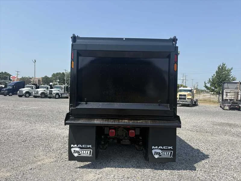 2025 Mack Granite in Memphis, TN — photo 4