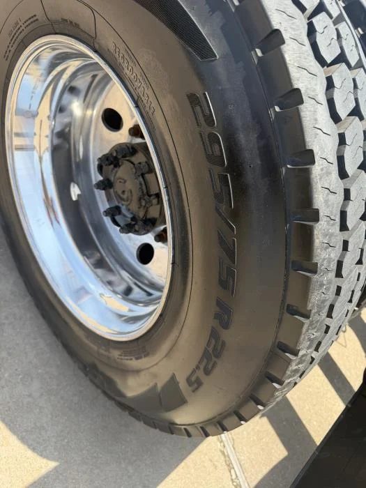 2021 Peterbilt 579 — photo 10