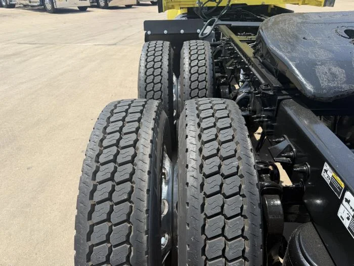 2021 Peterbilt 579 — photo 13