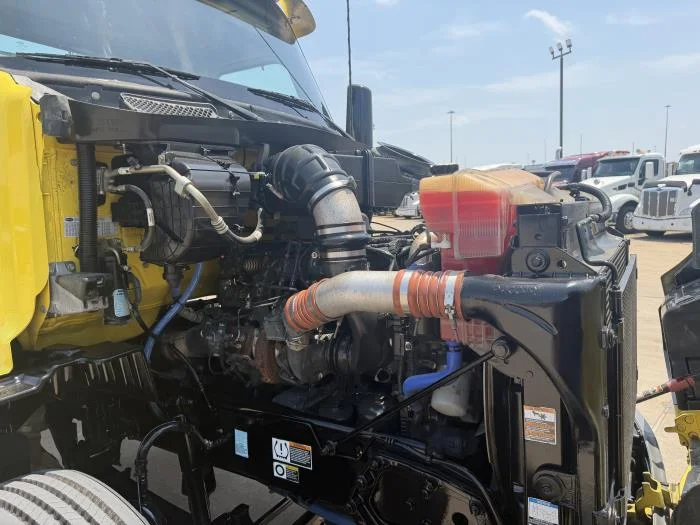 2021 Peterbilt 579 — photo 20