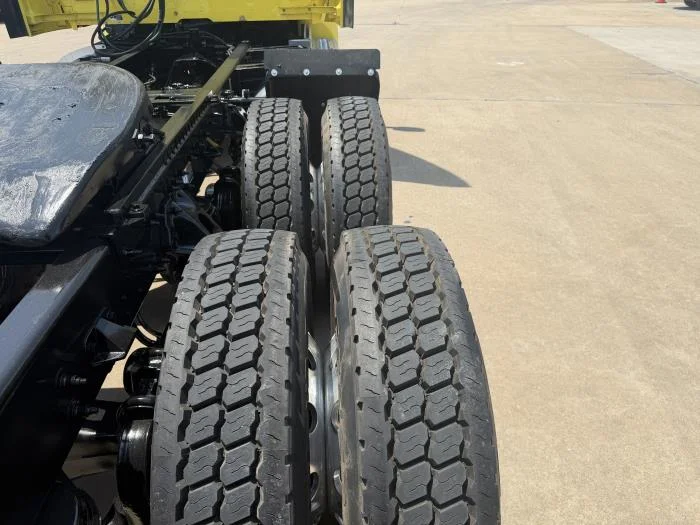 2021 Peterbilt 579 — photo 12