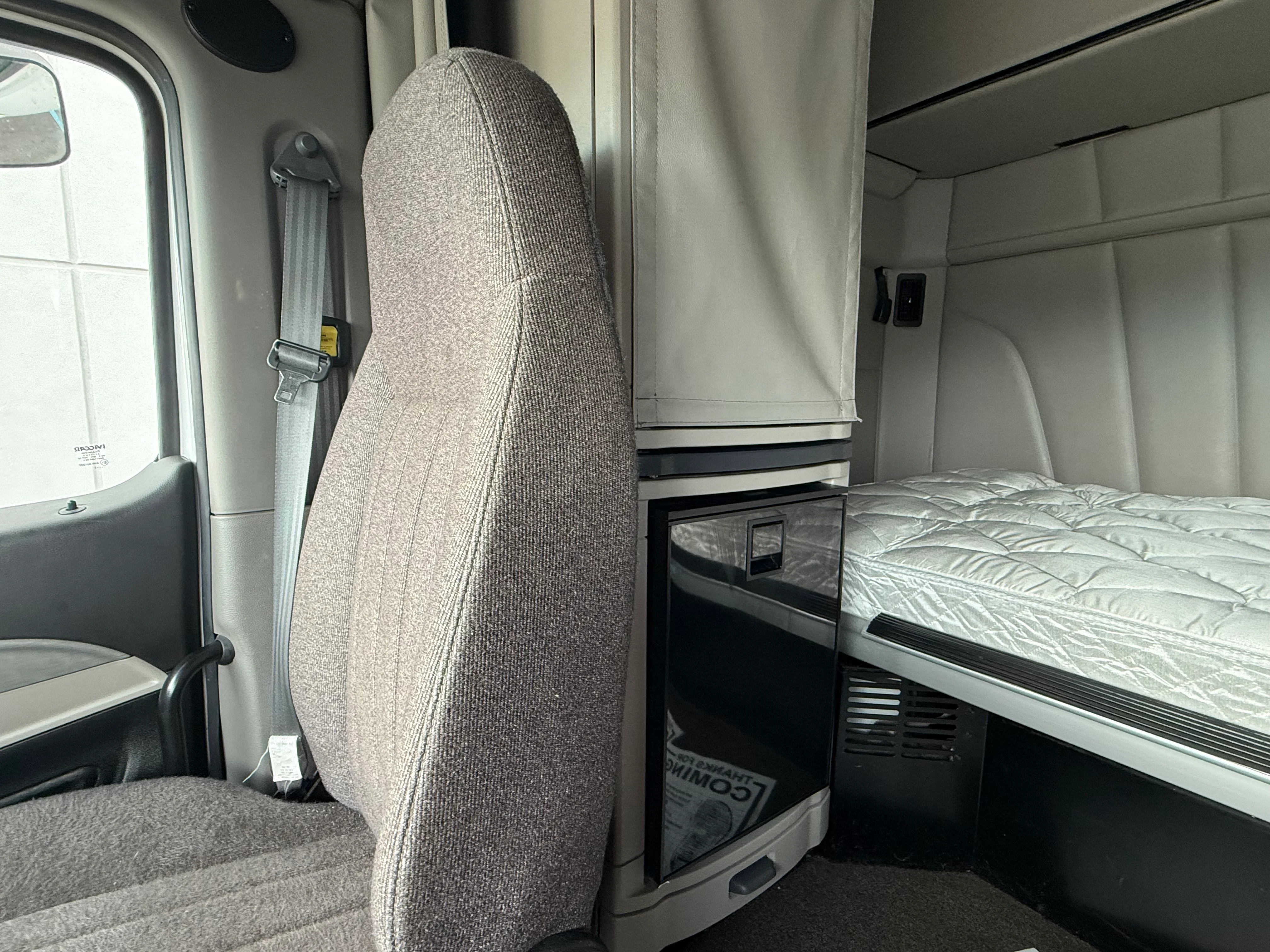 2024 Peterbilt 579 - image 11