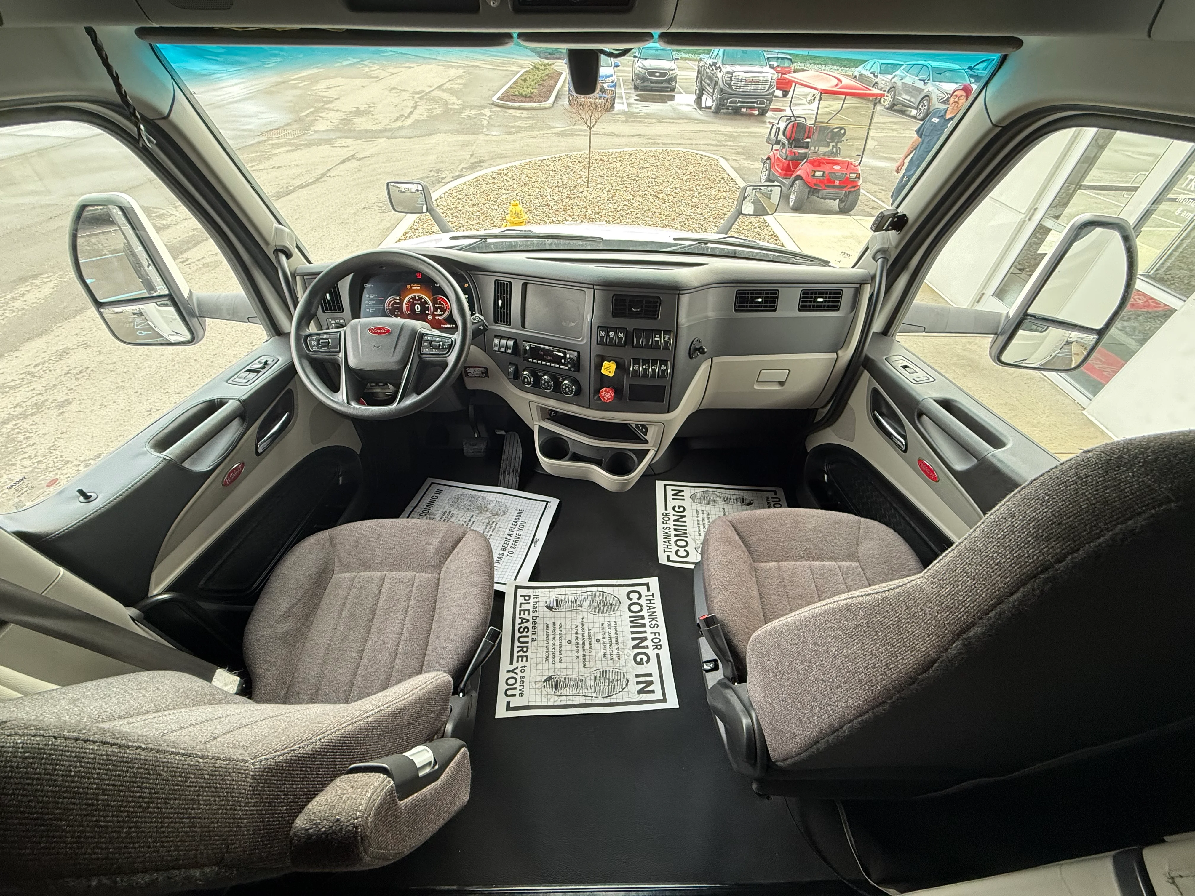 2024 Peterbilt 579 - image 13
