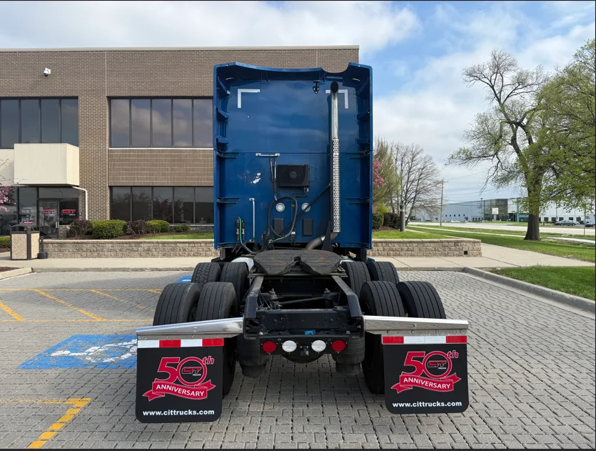 2022 Kenworth T680 - image 6