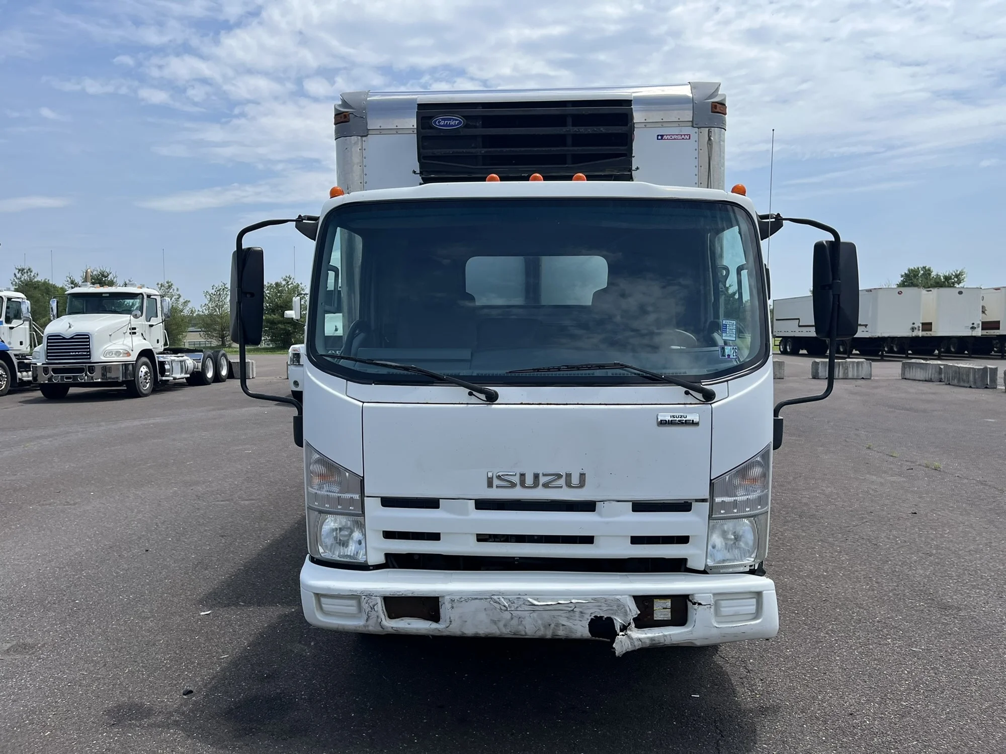 2014 Isuzu NPR in Souderton, PA — photo 2