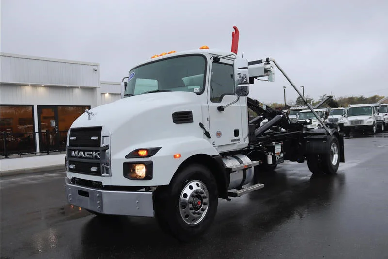 2027 Mack MD in Hicksville, NY