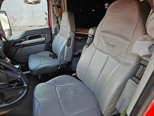 2022 Kenworth T680 in Mableton, GA — photo 13