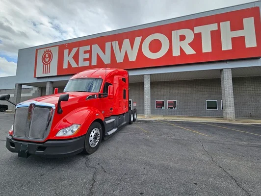 2022 Kenworth T680 in Mableton, GA — photo 2