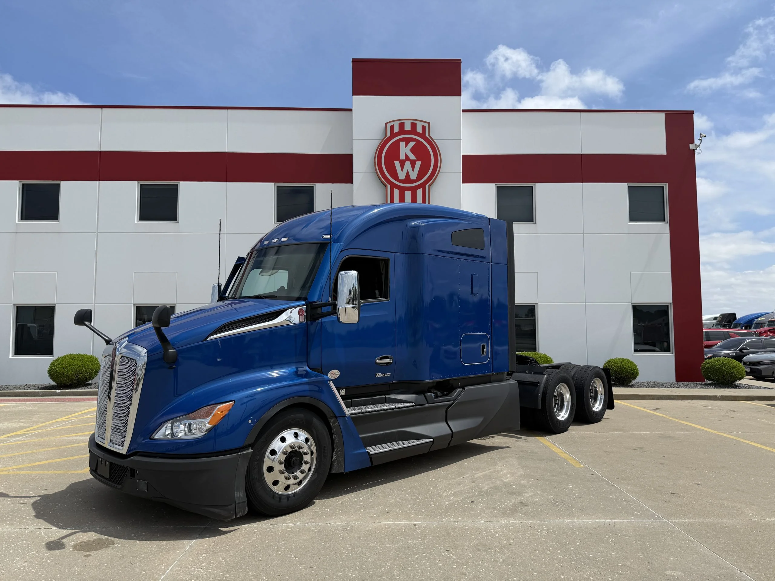 2024 Kenworth T680 in Troy, IL