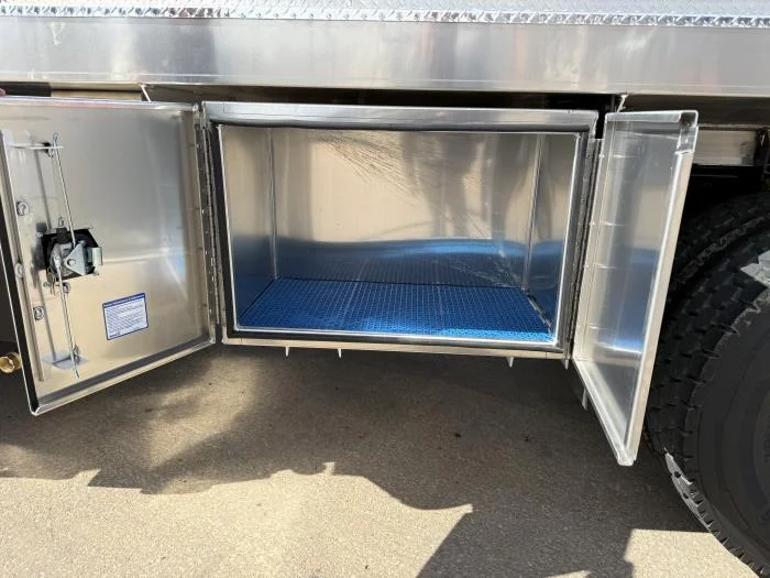 2026 Peterbilt - image 10