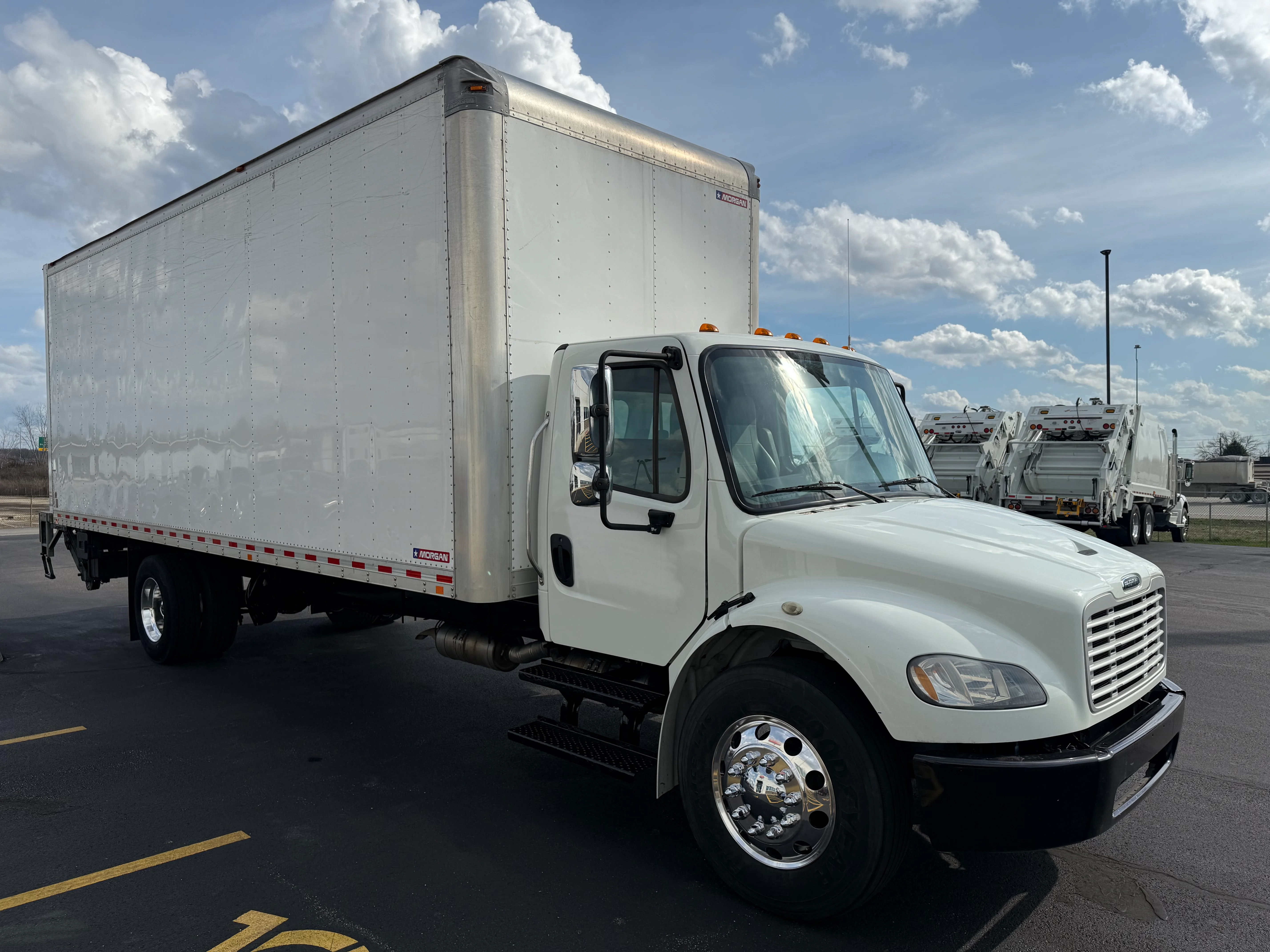 2020 Freightliner M2 106 - image 7