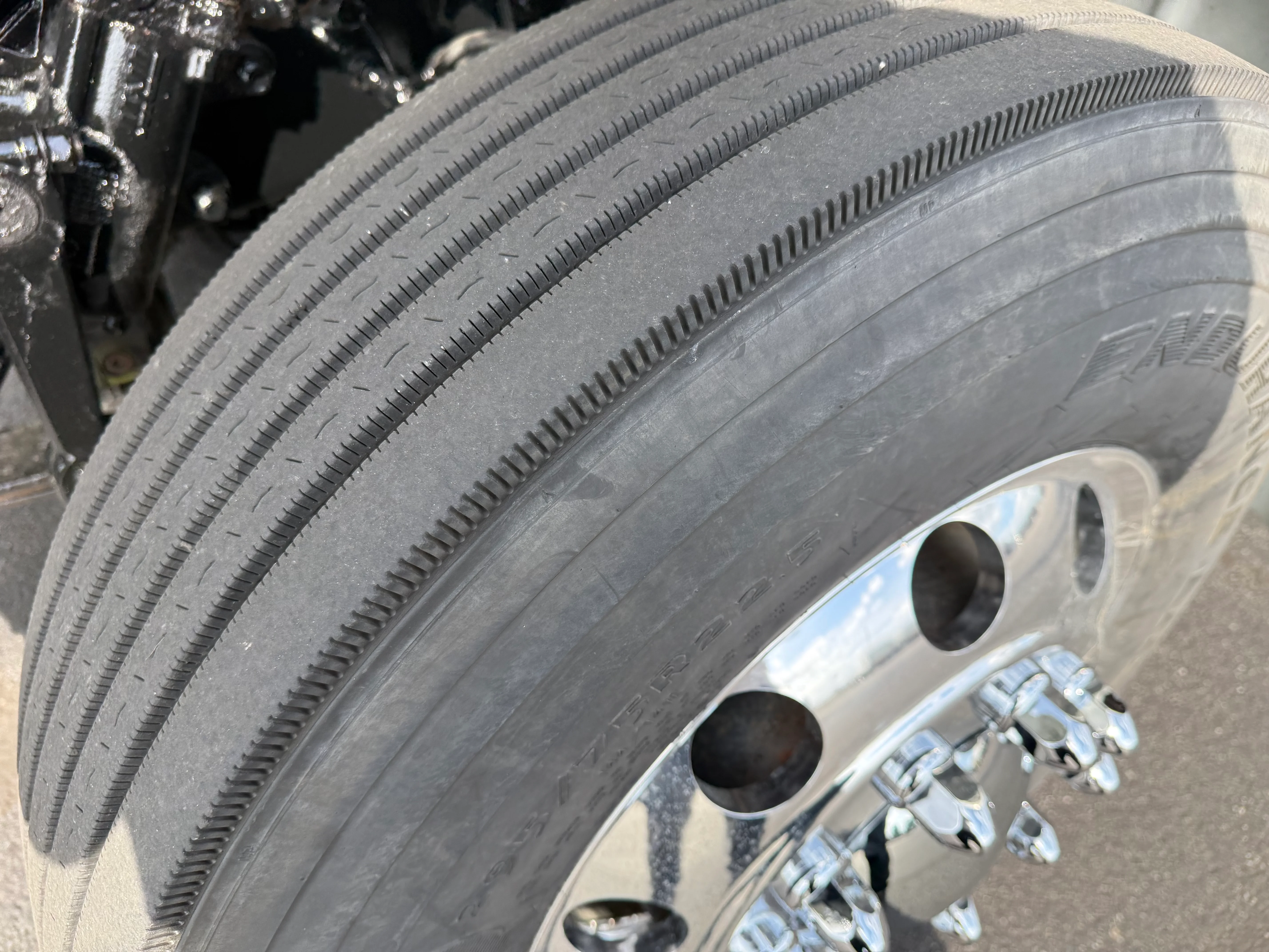 2020 Freightliner M2 106 - image 9