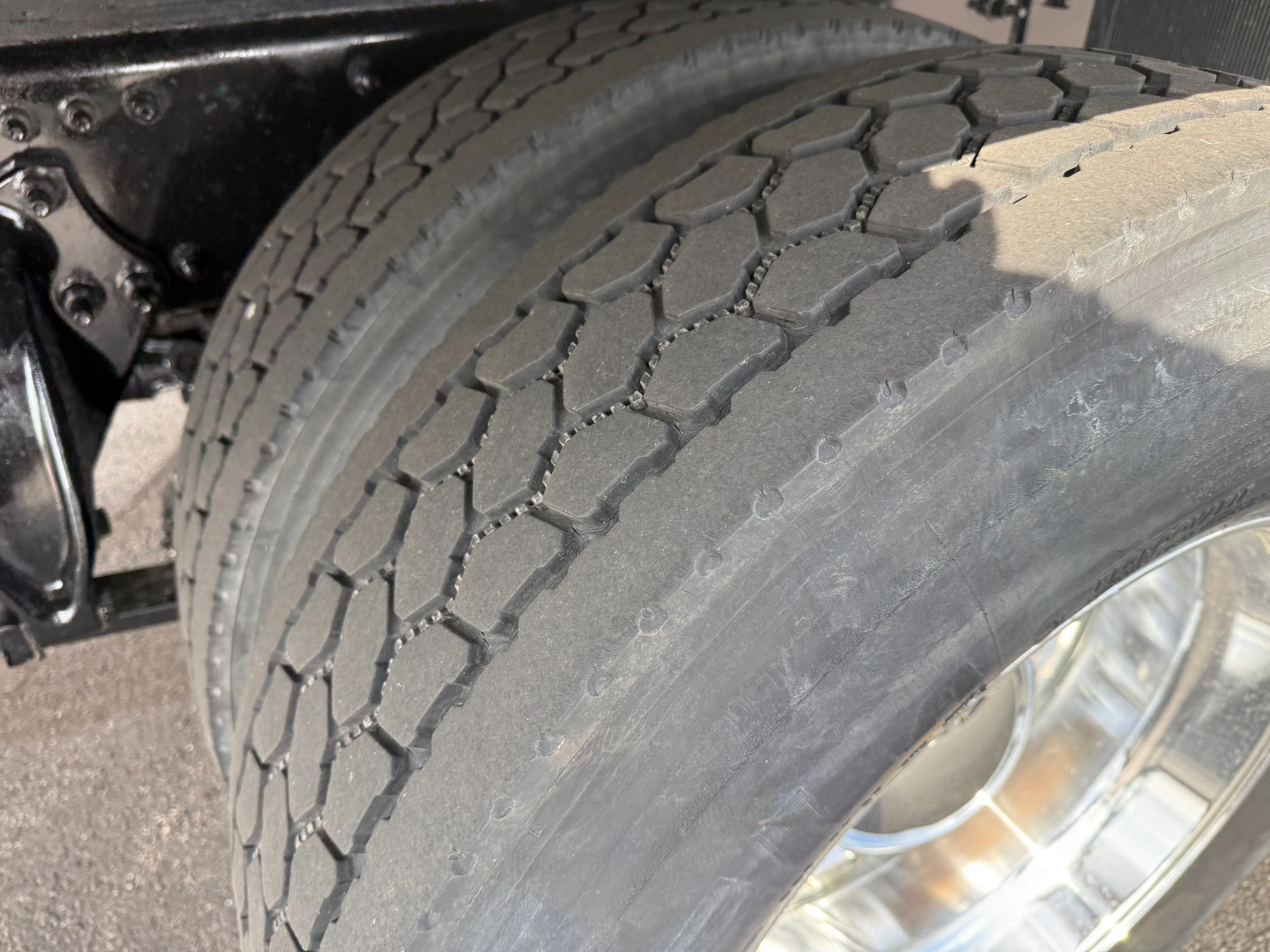 2020 Freightliner M2 106 - image 14