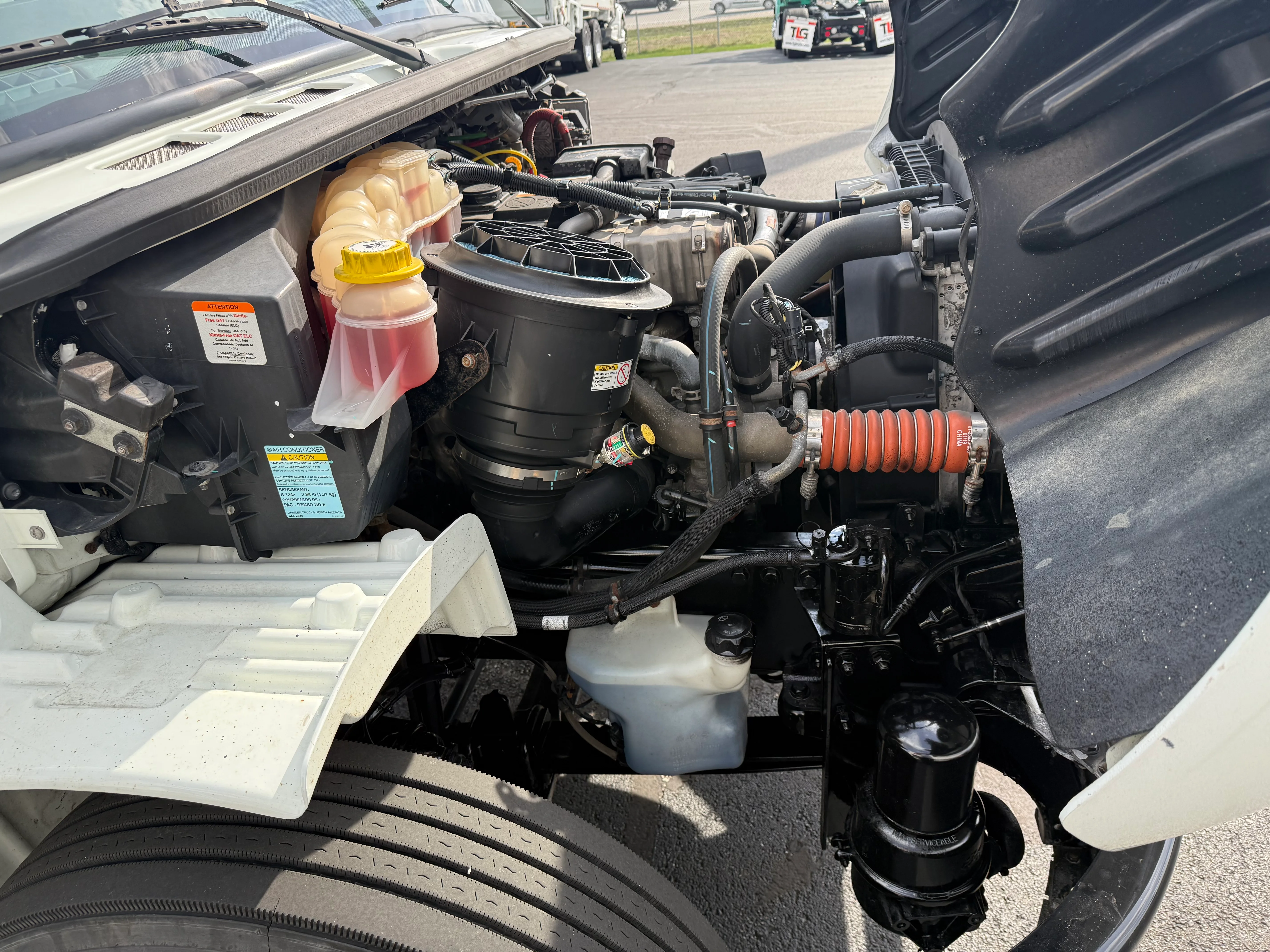 2020 Freightliner M2 106 - image 10