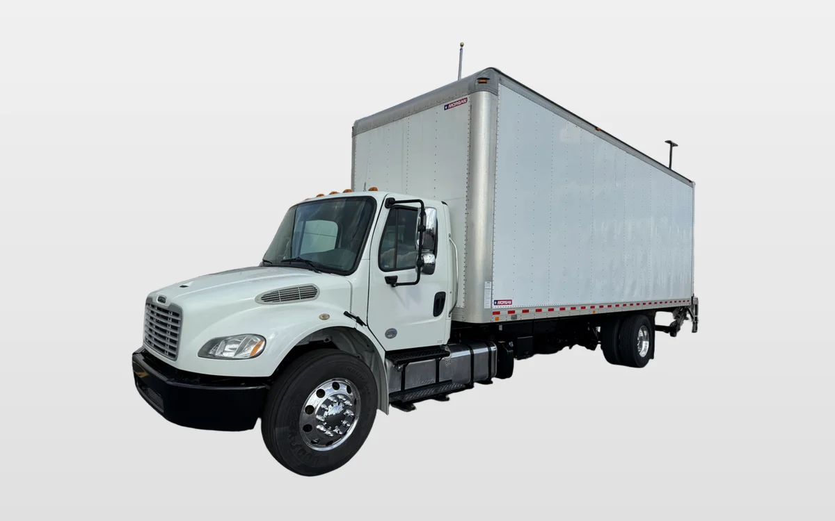 2020 Freightliner M2 106 - image 1