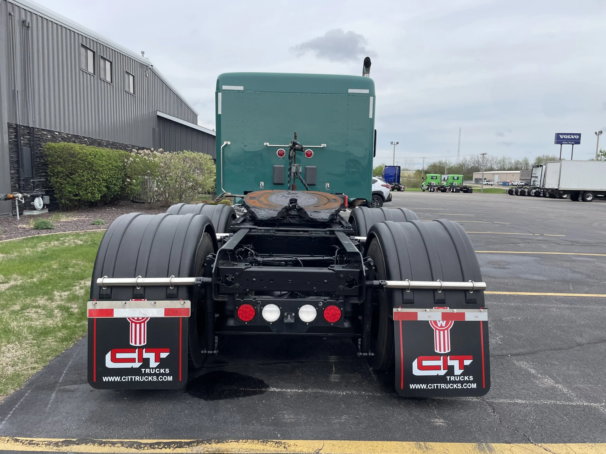 2018 Kenworth T680 - image 6