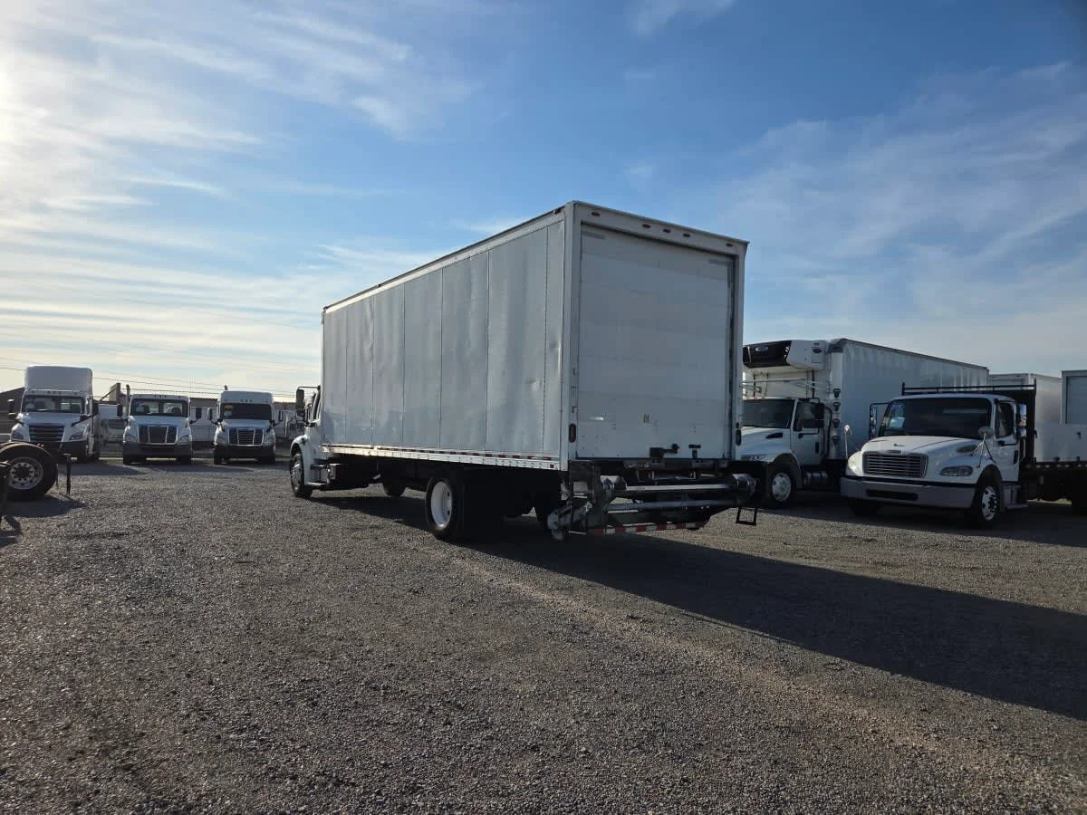 2016 Freightliner M2 106 in St. Rose, LA — photo 6
