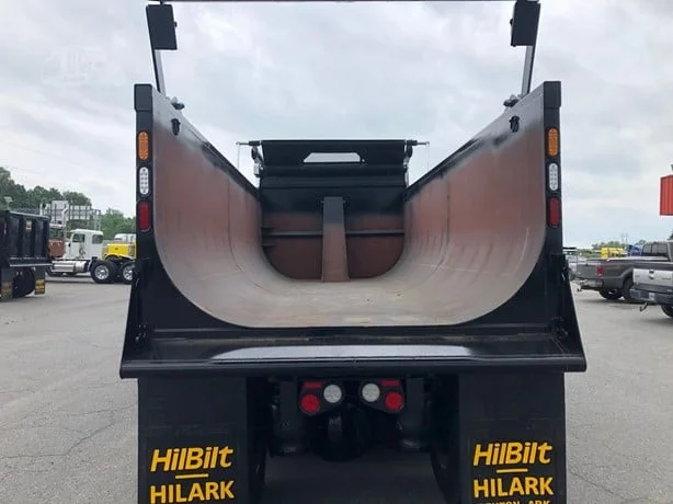 2026 Peterbilt 567 in MS — photo 18