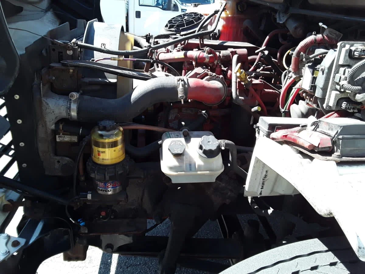 2017 Freightliner M2 106 - image 10