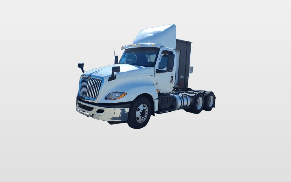 2019 International - image 1