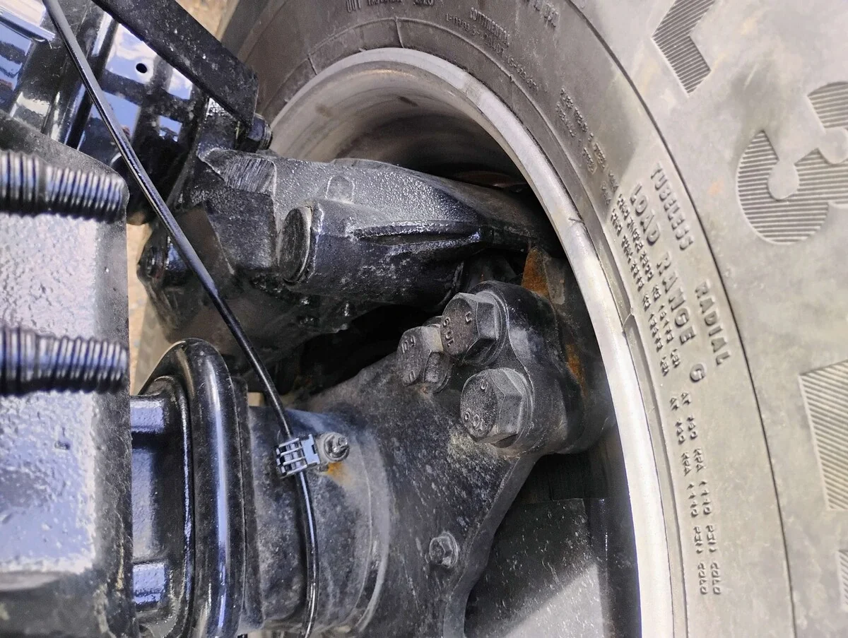 2027 Freightliner Cascadia - image 10