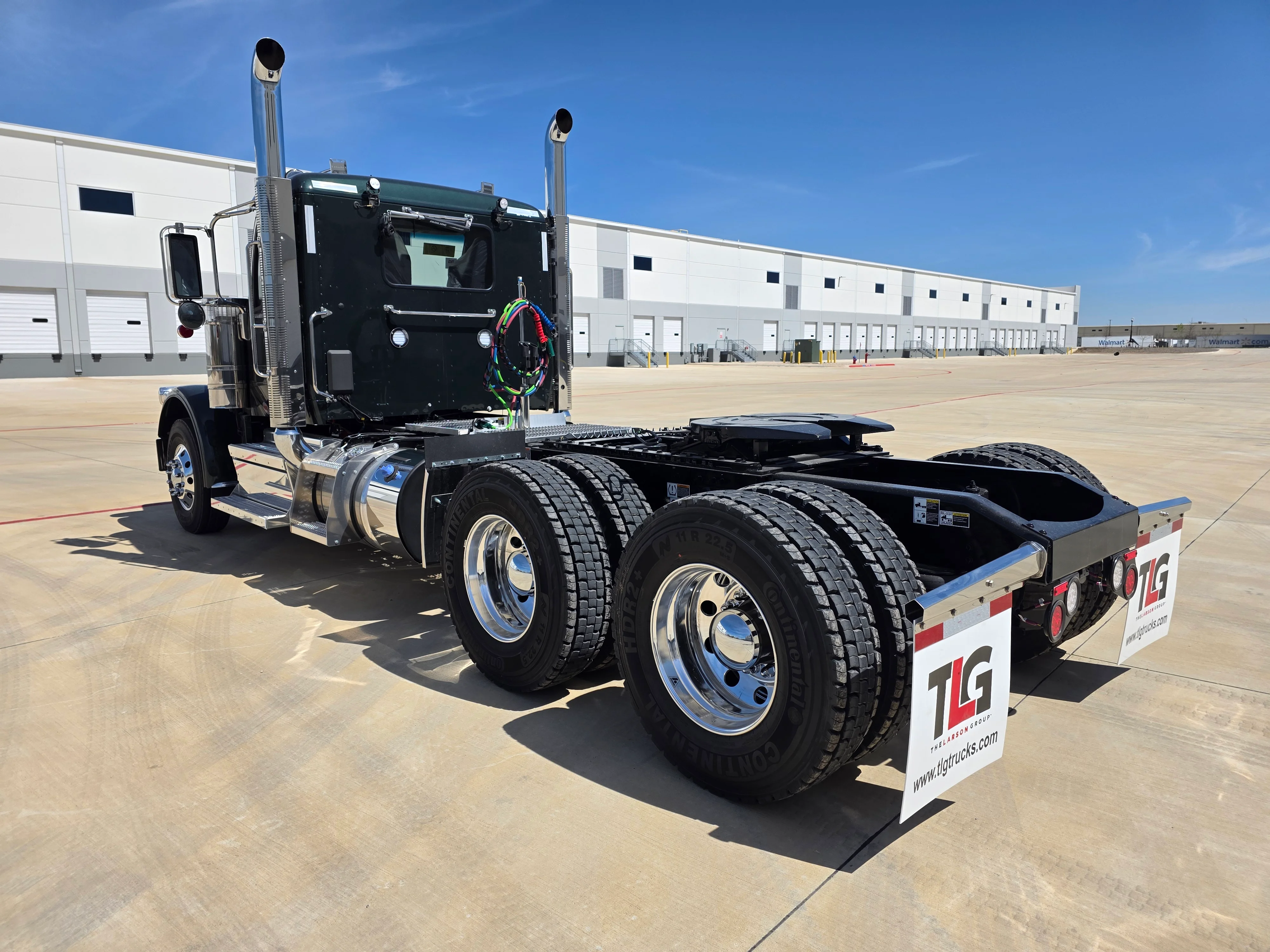2027 Peterbilt 589 in Louisville, KY — photo 3