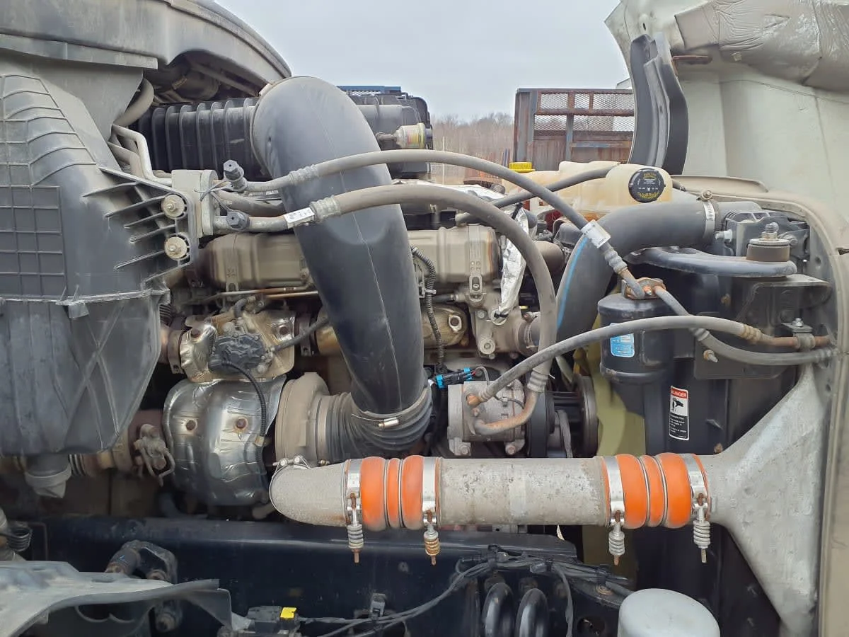 2022 Freightliner Cascadia - image 14