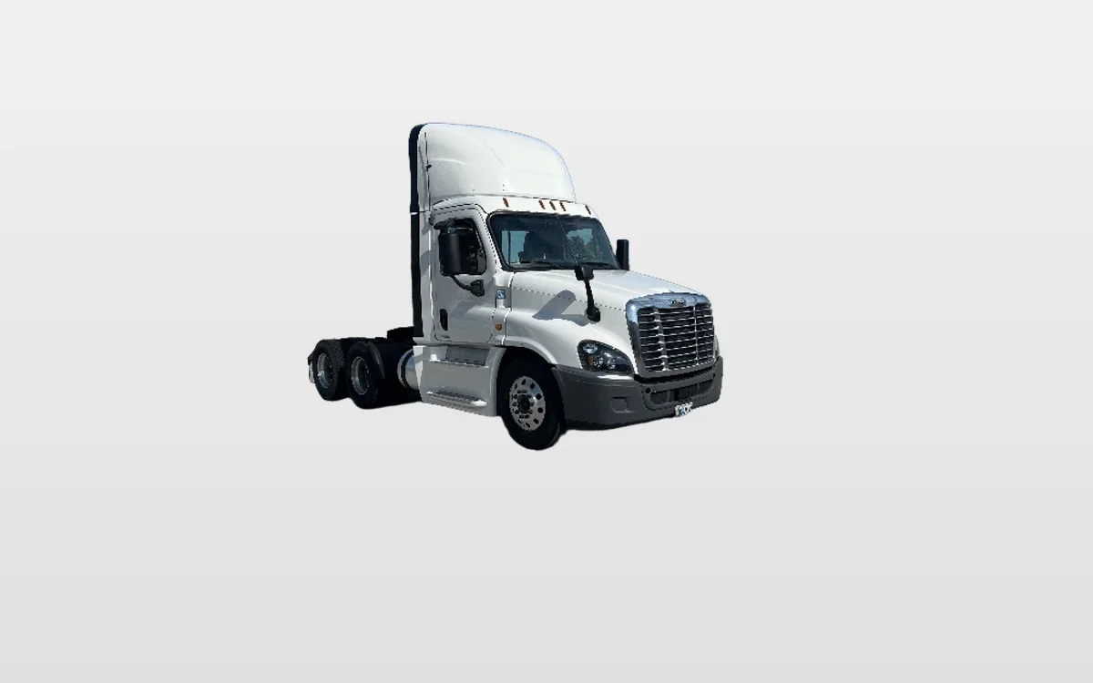 2019 Freightliner Cascadia - image 1