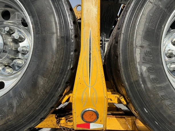 2021 Kenworth W900 - image 10