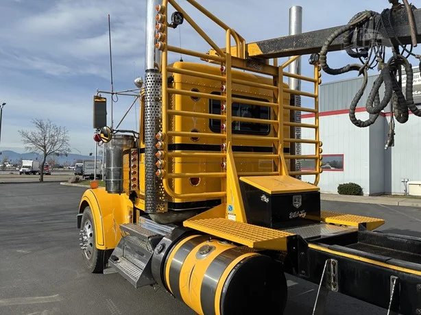 2021 Kenworth W900 - image 5